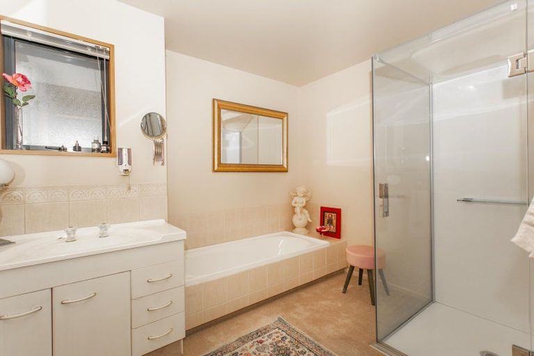 Photo of property in 21 Mona Square, Ashburton, 7700