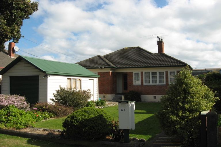 Photo of property in 69 Bell Road, Waiwhetu, Lower Hutt, 5010