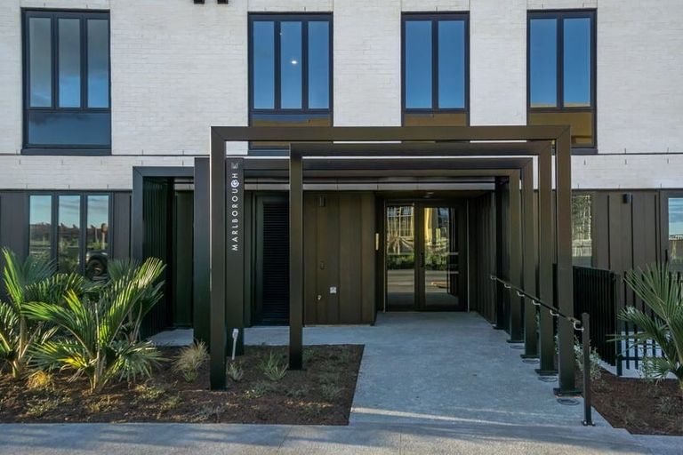 Photo of property in 404/2 Launch Road, Hobsonville, Auckland, 0616