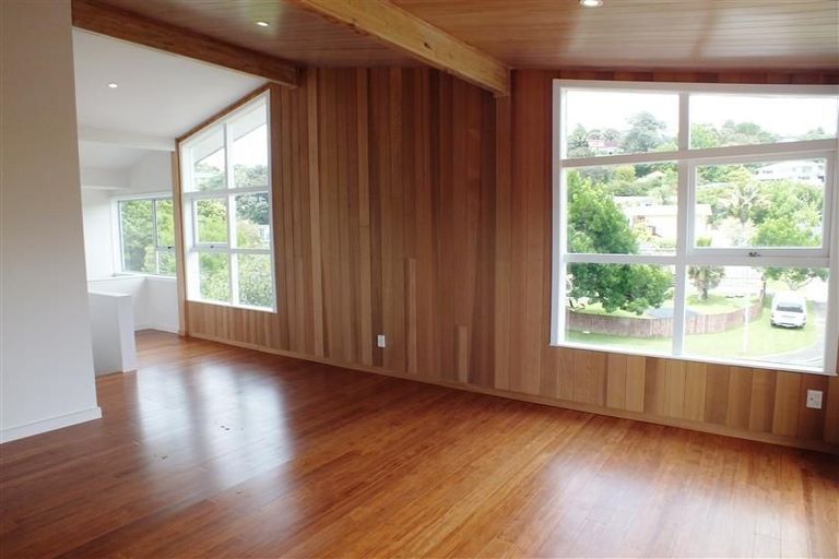 Photo of property in 6 William Hadlow Place, Hatfields Beach, Orewa, 0931
