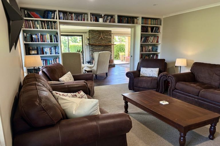 Photo of property in 9 Orakei Place, Welcome Bay, Tauranga, 3112