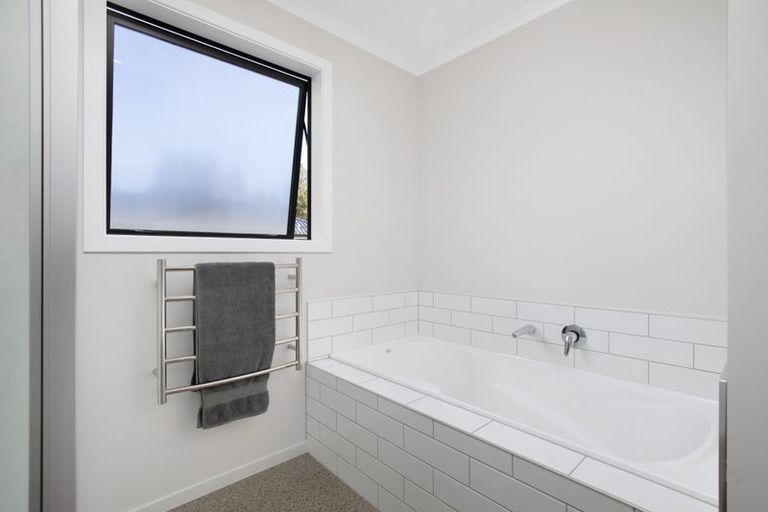 Photo of property in 17 Brooke Place, Alexandra, 9320