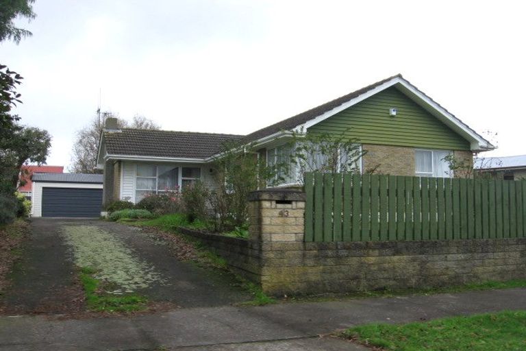 Photo of property in 43 Anakiwa Street, Kelvin Grove, Palmerston North, 4414