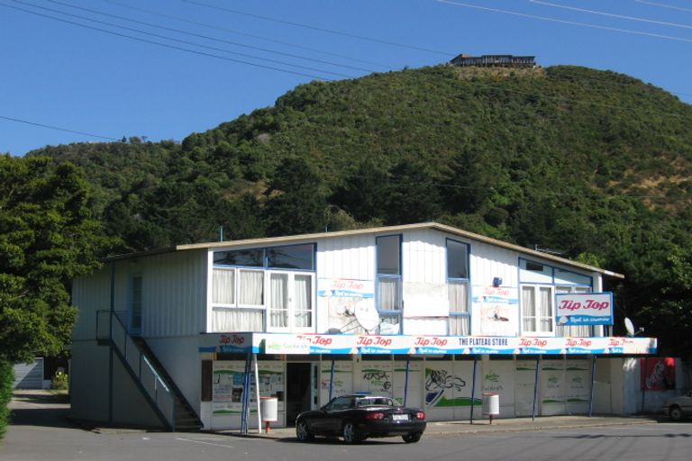 Photo of property in 2a Plateau Road, Te Marua, Upper Hutt, 5018