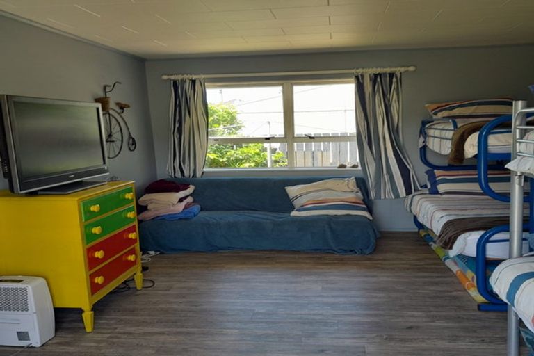 Photo of property in 1/2 Wahanui Walk, Ruakaka, 0116