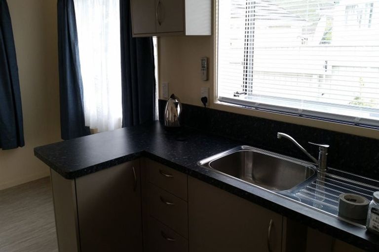 Photo of property in 2 Guiness Street, Avalon, Lower Hutt, 5011