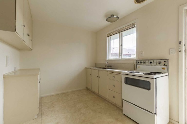 Photo of property in 3/5 Haast Street, Linwood, Christchurch, 8011