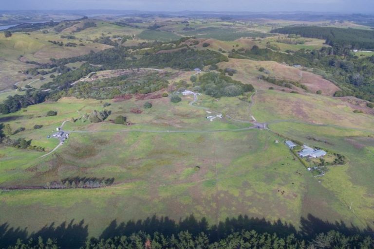 Photo of property in 127a Oruawharo Road, Topuni, Wellsford, 0975