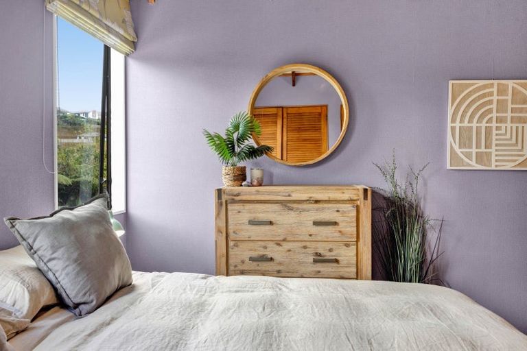 Photo of property in 20 Heaphy Street, Westown, New Plymouth, 4310