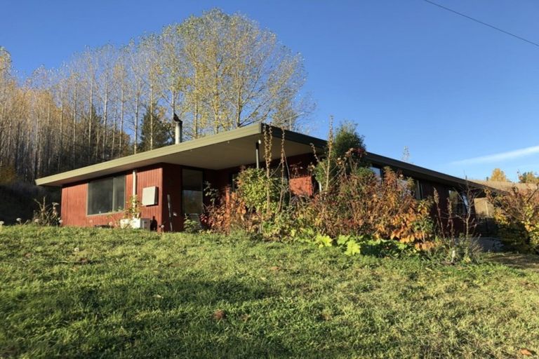 Photo of property in 70 Gilligans Gully Road, Alexandra, 9320