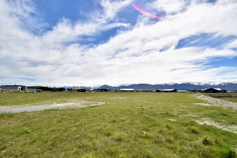 Photo of property in 10 Peak Drive, Twizel, 7901