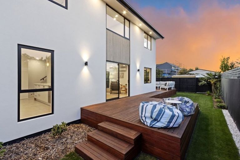 Photo of property in 4/183 Weston Road, St Albans, Christchurch, 8052