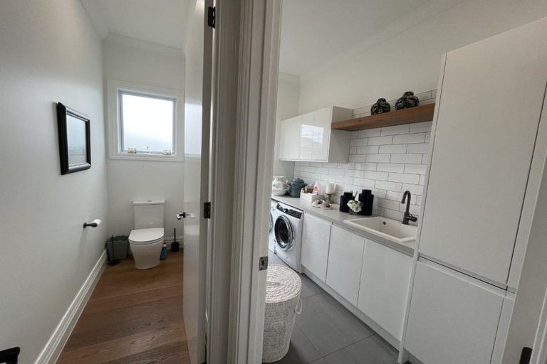 Photo of property in 161 Lemon Street, Strandon, New Plymouth, 4312