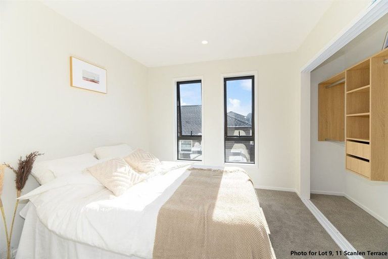 Photo of property in 4/11 Scanlen Terrace, Kelston, Auckland, 0602