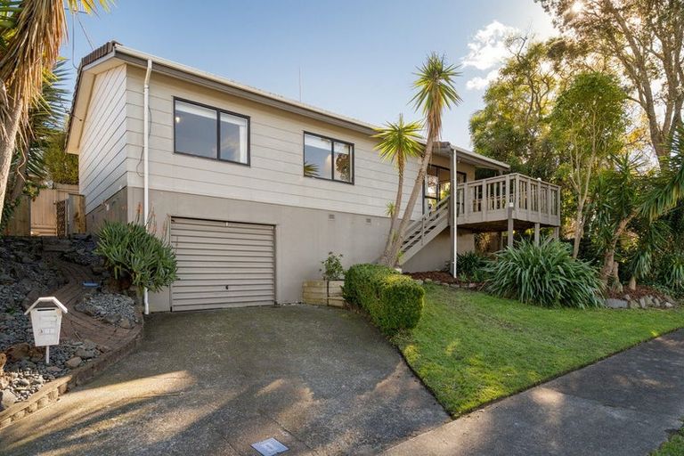 Photo of property in 1/32 Ranginui Road, Welcome Bay, Tauranga, 3112