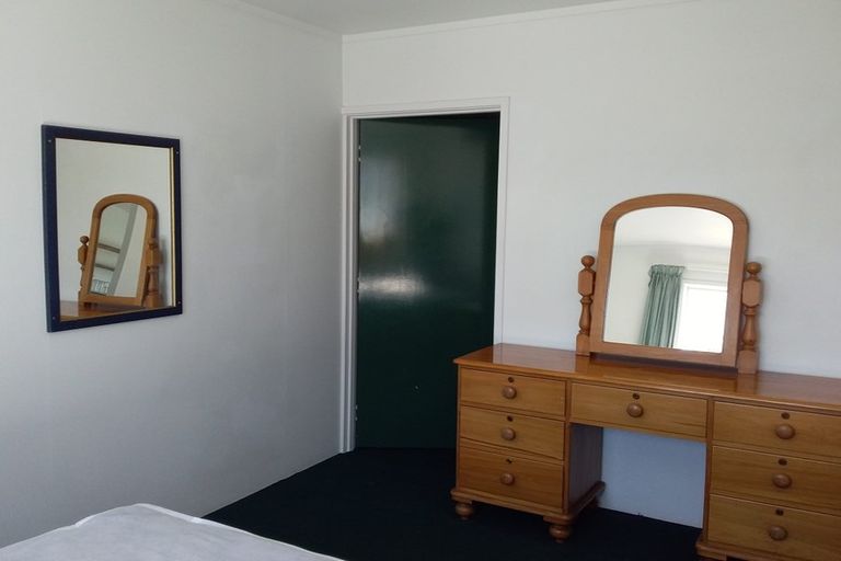 Photo of property in 91 Brockworth Place, Riccarton, Christchurch, 8011