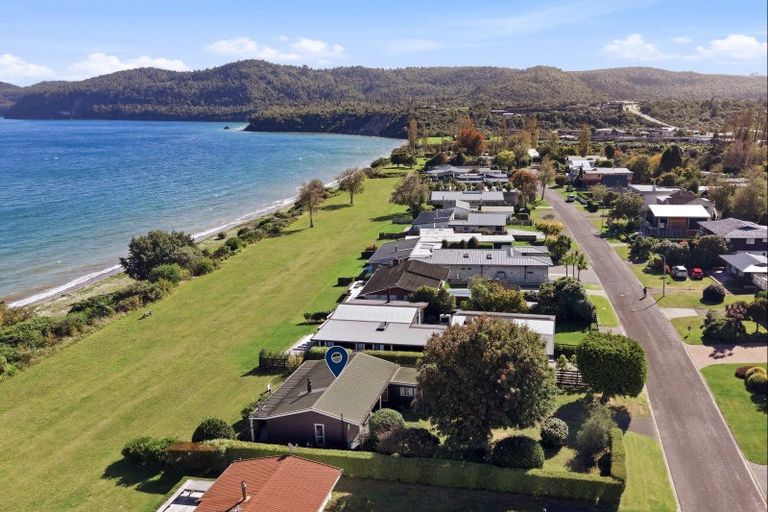 Photo of property in 10 Nisbet Terrace, Kinloch, Taupo, 3377