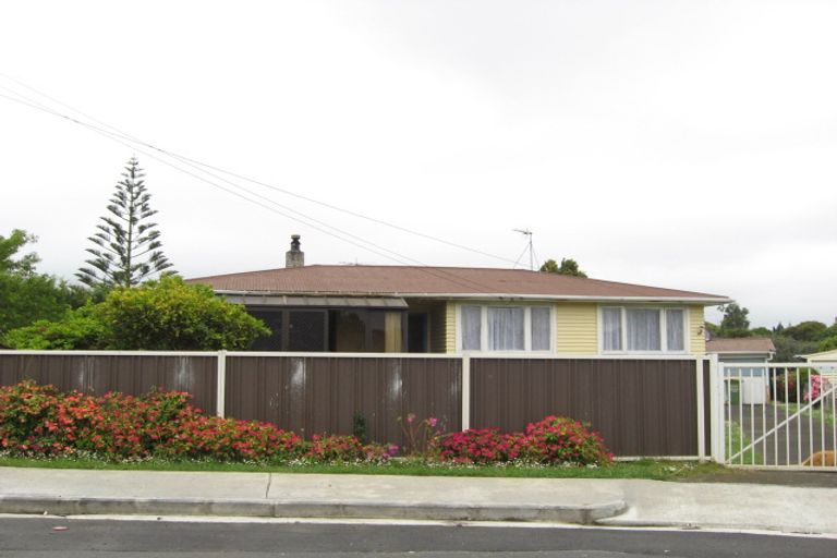 Photo of property in 5 Derrett Place, Mangere Bridge, Auckland, 2022