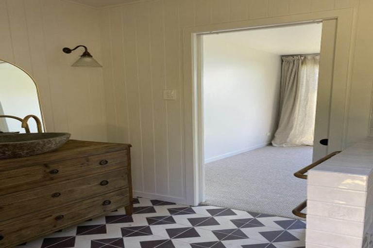 Photo of property in 389 Ocean Beach Road, Ocean Beach, Waimarama, 4294