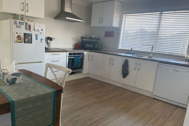 Photo of property in 12 Pine Avenue, New Brighton, Christchurch, 8061