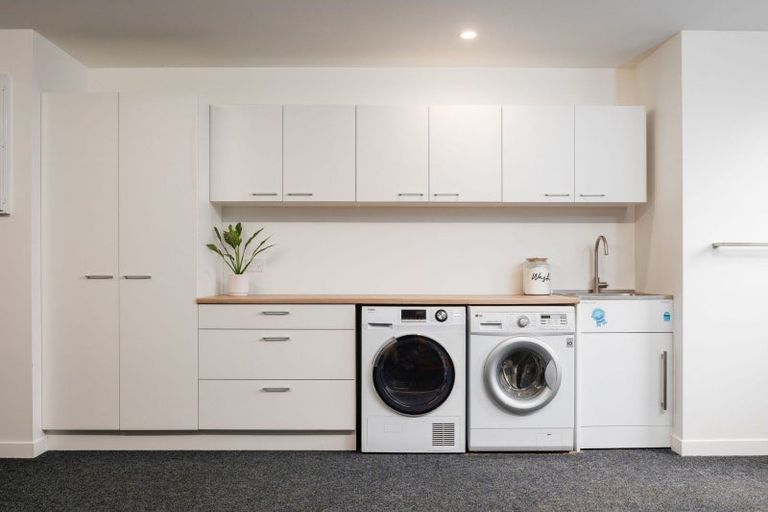 Photo of property in 52 Rangitahi Road, Raglan, 3225