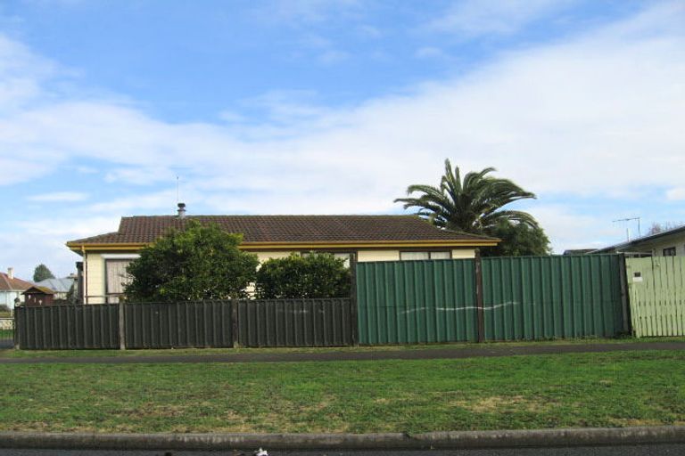 Photo of property in 919 Collinge Road, Mayfair, Hastings, 4122