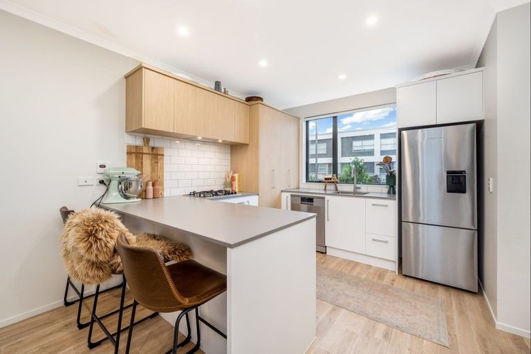 Photo of property in 6 Horo Road, Flat Bush, Auckland, 2019