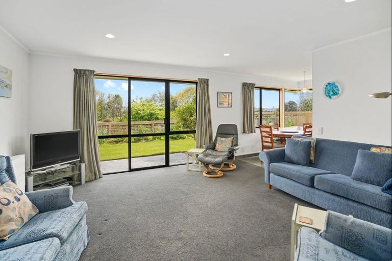 Photo of property in 7 Heath Place, Stoke, Nelson, 7011