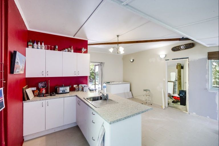 Photo of property in 21 Gillies Crescent, Waimarama, Havelock North, 4294