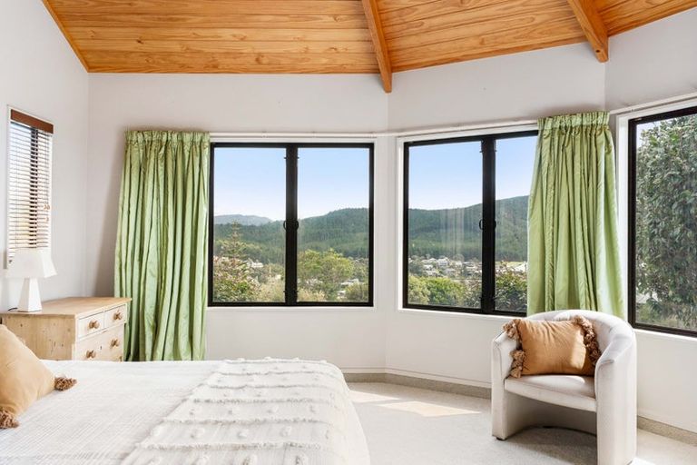 Photo of property in 400 Onemana Drive, Onemana, Whangamata, 3691