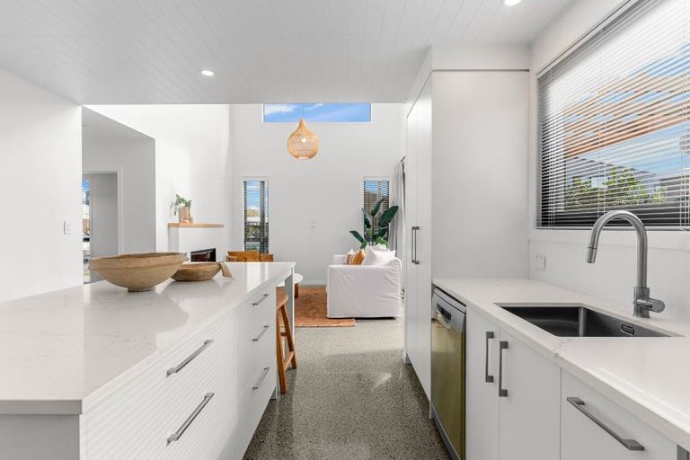 Photo of property in 3 Citrus Place, Mangawhai, 0505