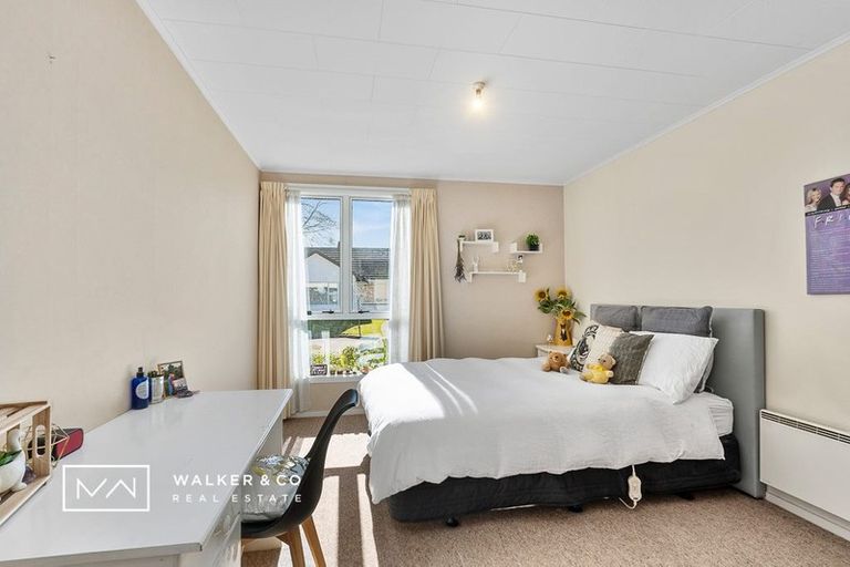 Photo of property in 40c Gloucester Street, Silverstream, Upper Hutt, 5019
