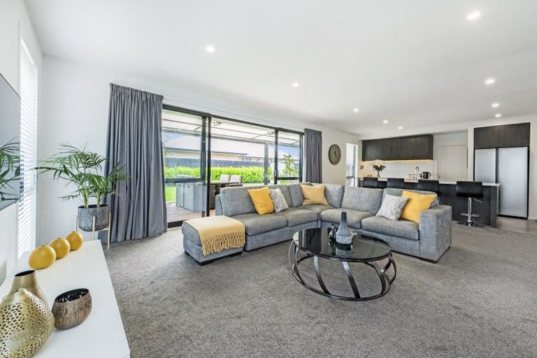 Photo of property in 33 Carston Street, Leeston, 7632