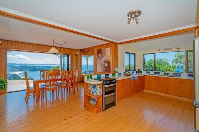 Photo of property in 625 Boat Harbour Road, Whenuakite, Whitianga, 3591