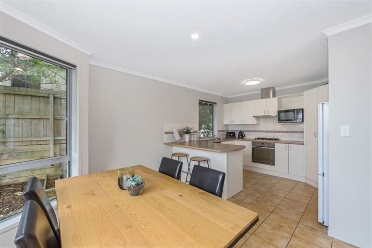 Photo of property in 4b Voyager Drive, Gulf Harbour, Whangaparaoa, 0930