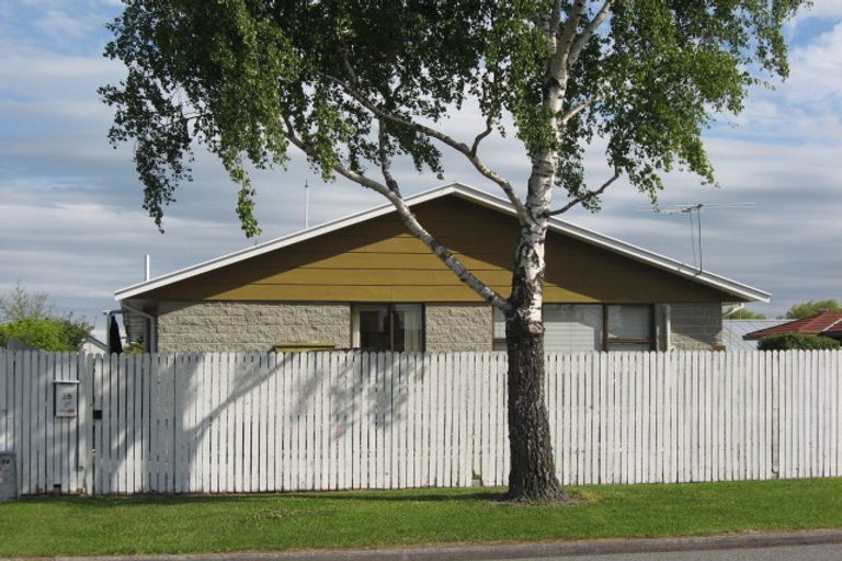 Photo of property in 2/35 Charles Street, Rangiora, 7400