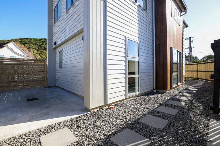 Photo of property in 105 Main Road, Wainuiomata, Lower Hutt, 5014