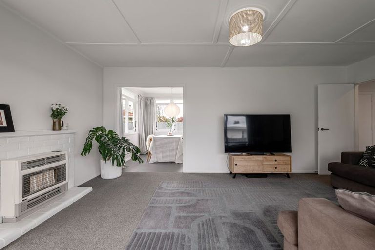 Photo of property in 98 Maxwells Line, Awapuni, Palmerston North, 4412