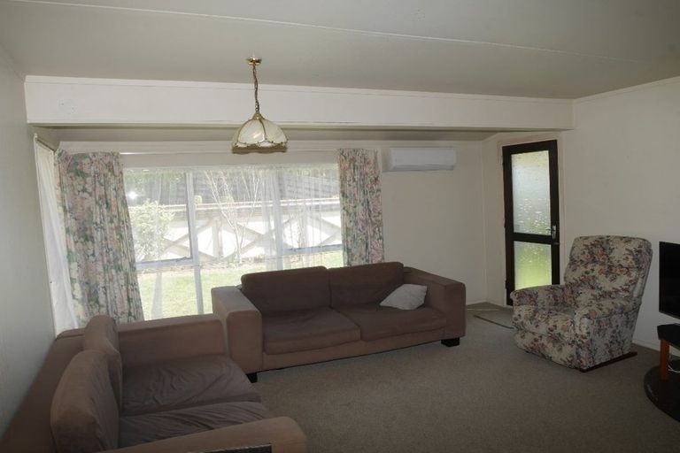 Photo of property in 1/17 Yarrow Place, Papakowhai, Porirua, 5024