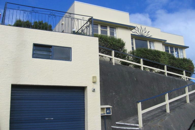 Photo of property in 41 Cavendish Square, Strathmore Park, Wellington, 6022