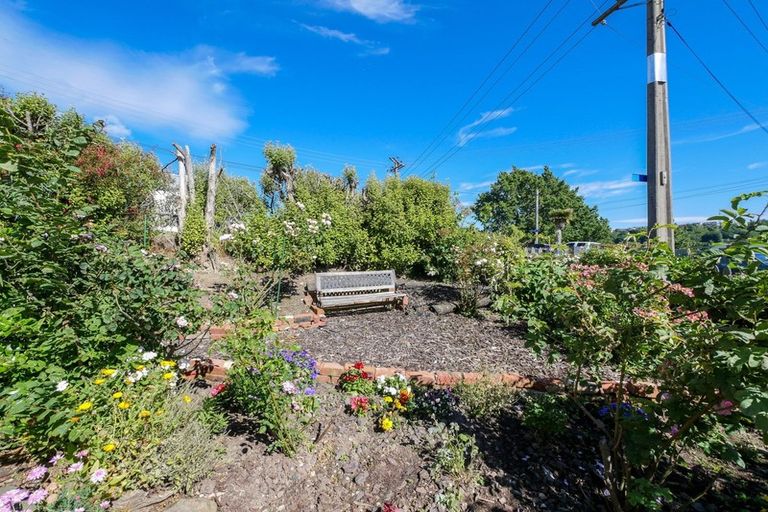 Photo of property in 19 Ryehill Street, Calton Hill, Dunedin, 9012