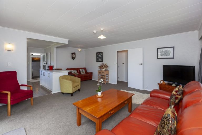 Photo of property in 25a Manawa Avenue, Raumati Beach, Paraparaumu, 5032