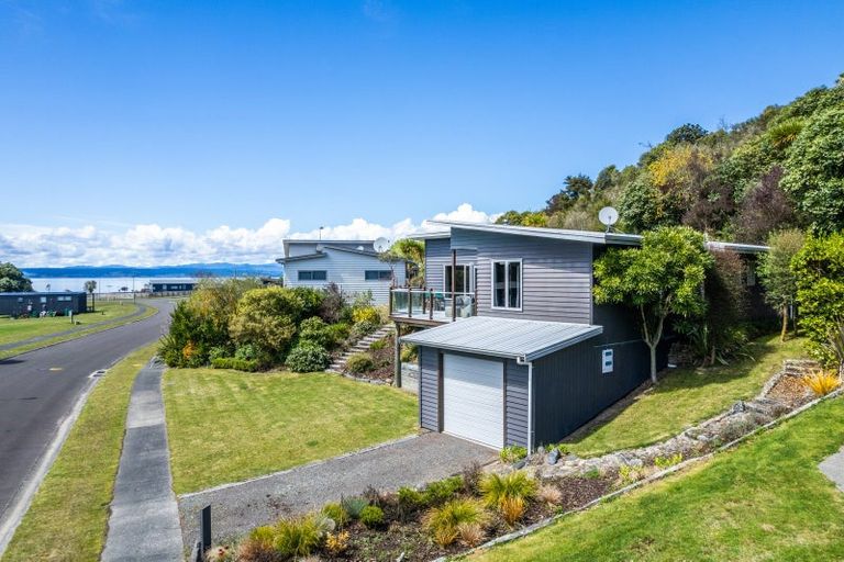 Photo of property in 11 Poriwira Drive, Kuratau, Turangi, 3381