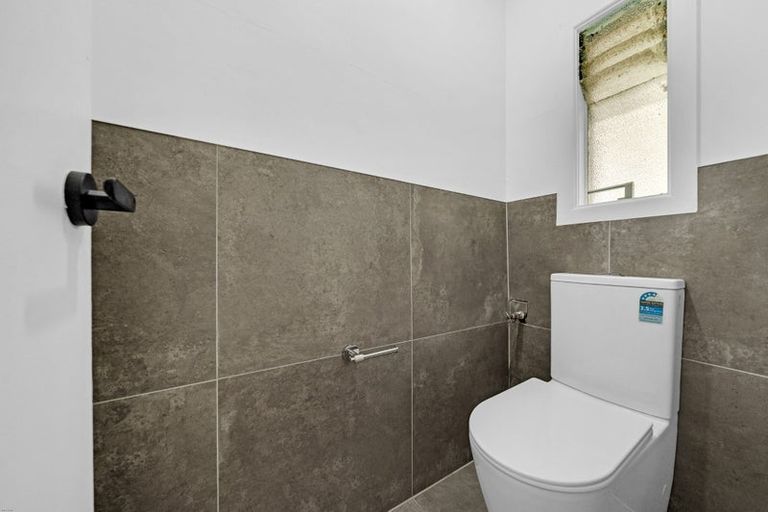 Photo of property in 76 Old Wairoa Road, Papakura, 2110