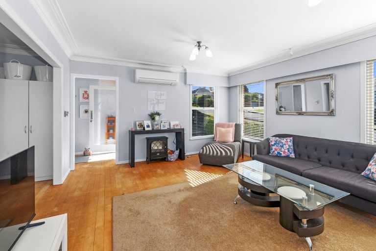 Photo of property in 75 Jaemont Avenue, Te Atatu South, Auckland, 0610