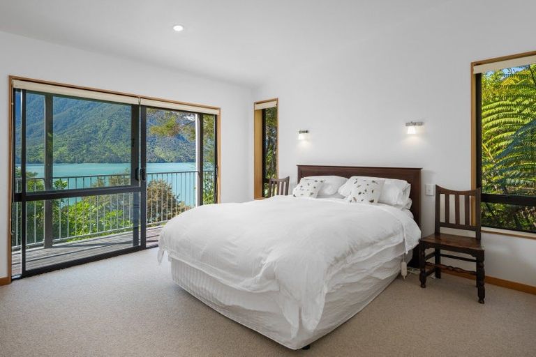 Photo of property in 672 Moetapu Bay Road, Moetapu Bay, Picton, 7282