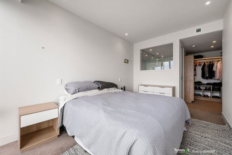 Photo of property in Clyde Quay Wharf, 4b/8 Clyde Quay Wharf, Te Aro, Wellington, 6011
