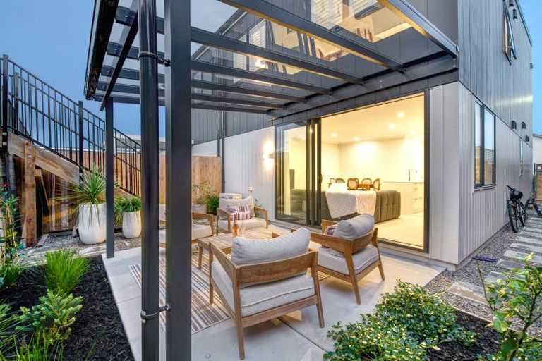 Photo of property in 28b Kukuwai Avenue, Red Beach, 0932