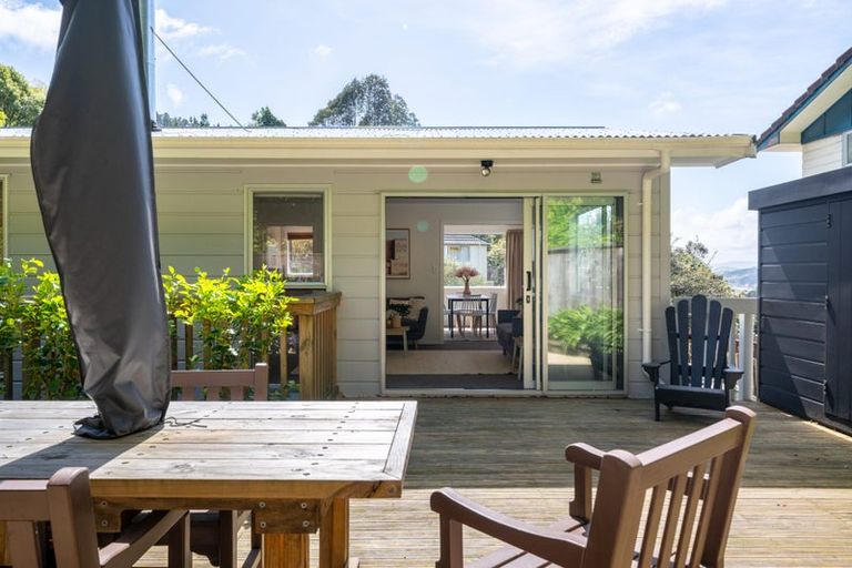 Photo of property in 20 Westhaven Drive, Tawa, Wellington, 5028