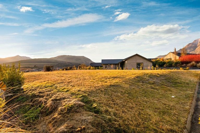 Photo of property in 9 Torridon Court, Jacks Point, Queenstown, 9371